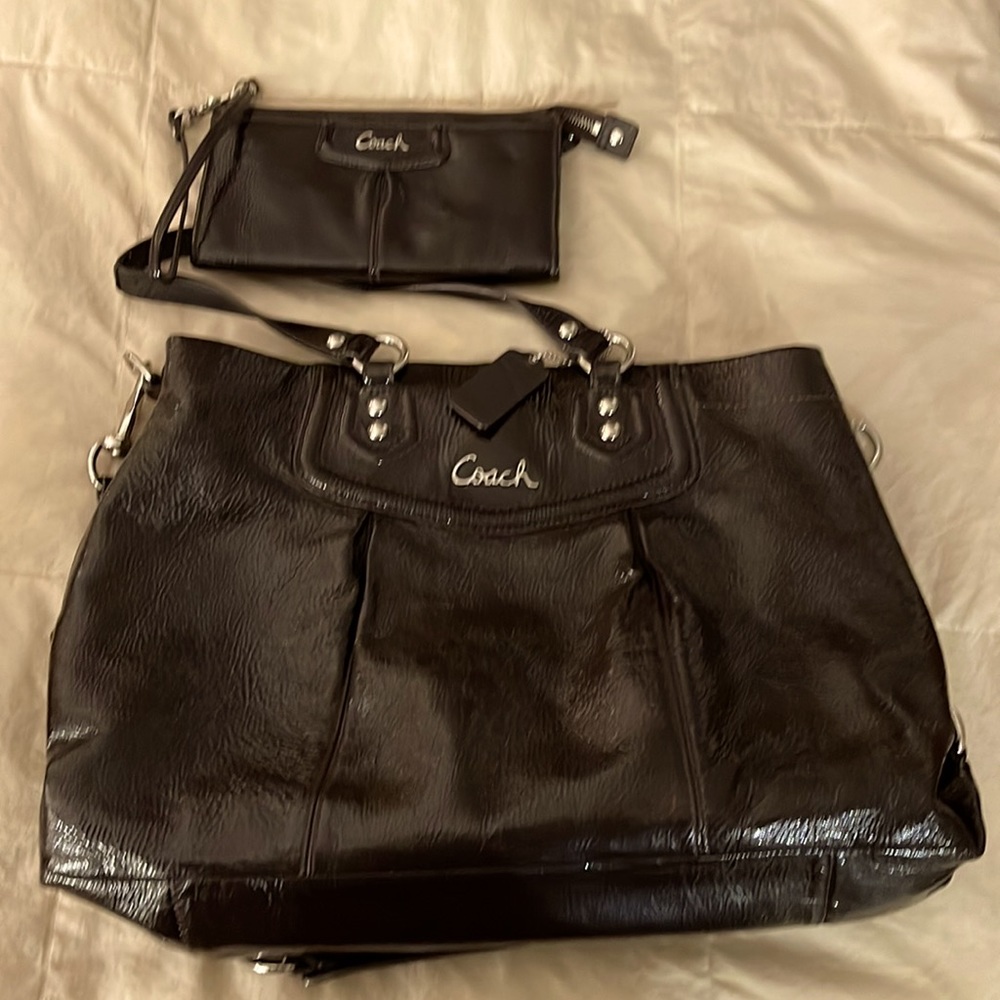 Coach purse and wallet
